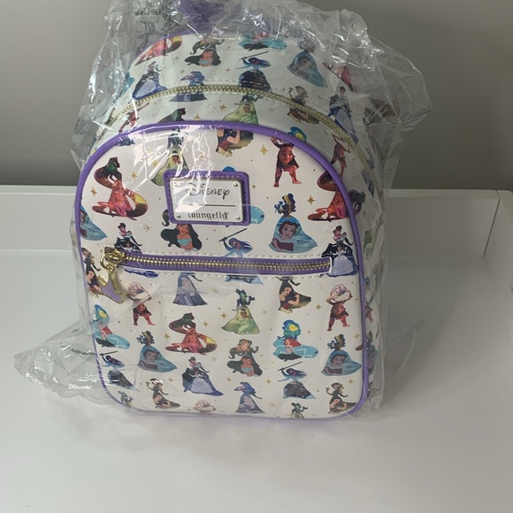 COLLECTION LOUNGE EXCLUSIVE LF DISNEY PRINCESSES DRESS MINI BACKPACK - Picture 10 of 10